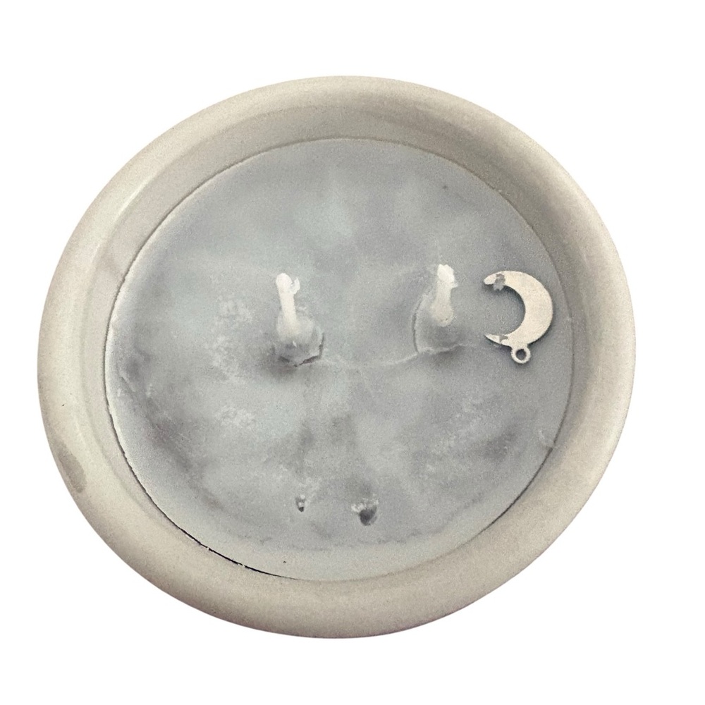 Return to sender White Ceramic Candle 16oz - Picture 3 of 3